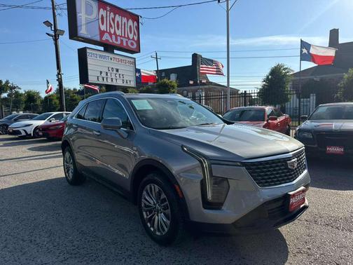 Argent Silver Metallic 2024 Cadillac XT4 Premium Luxury