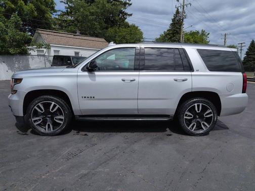 Silver Ice Metallic 2019 Chevrolet Tahoe LT