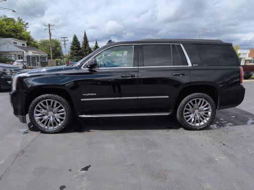 Onyx Black 2020 GMC Yukon SLT Standard Edition