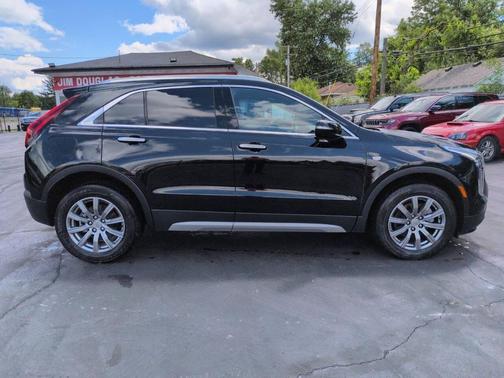 Stellar Black Metallic 2023 Cadillac XT4 Premium Luxury