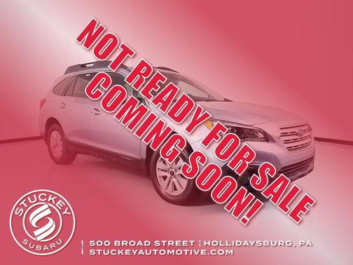 Ice Silver Metallic 2017 Subaru Outback 2.5i Premium