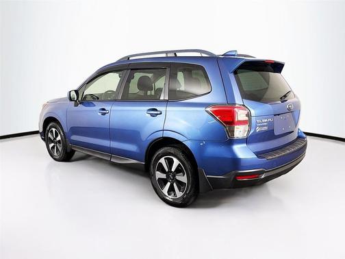 Quartz Blue Pearl 2018 Subaru Forester 2.5i Premium