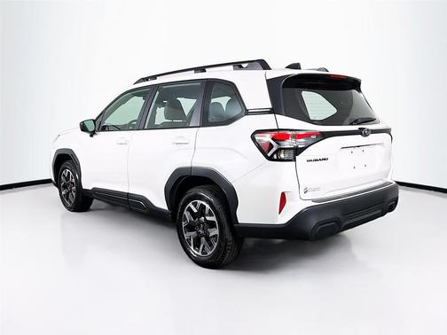 Crystal White Pearl 2026 Subaru Forester Base