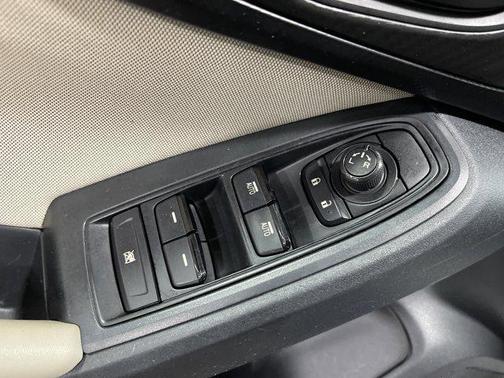 2018 Subaru Impreza 2.0i Premium