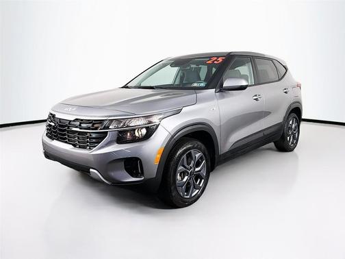 2025 Kia Seltos LX
