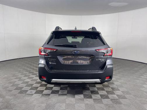 2025 Subaru Outback Limited XT