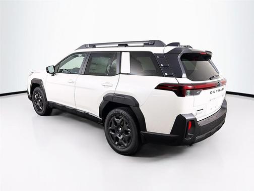 Crystal White Pearl 2026 Subaru Outback Premium