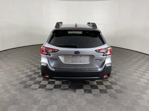 2025 Subaru Outback Onyx Edition XT