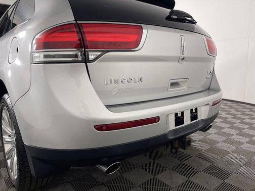 2013 Lincoln MKX Base