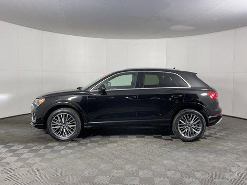 2022 Audi Q3 40 Premium