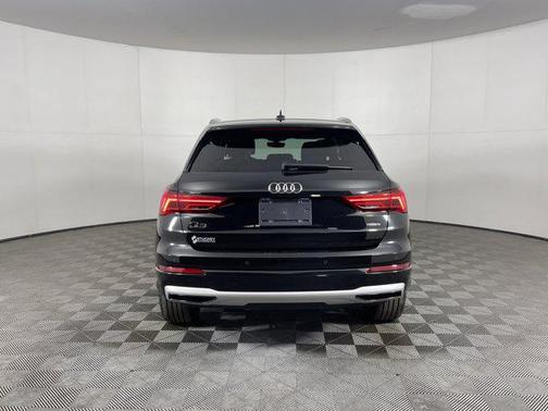 2022 Audi Q3 40 Premium