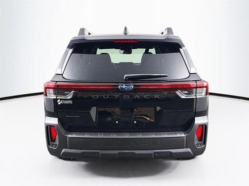 Crystal Black Silica 2026 Subaru Outback Limited XT