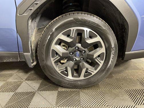 2025 Subaru Forester Base