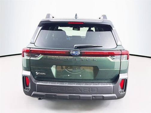Deep Emerald Green Pearl 2026 Subaru Outback Premium