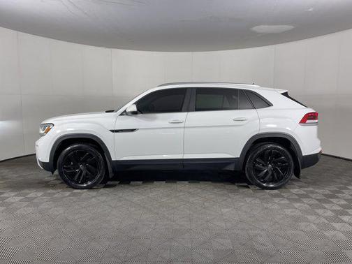 2023 Volkswagen Atlas Cross Sport 2.0T SE w/Technology 4MOTION