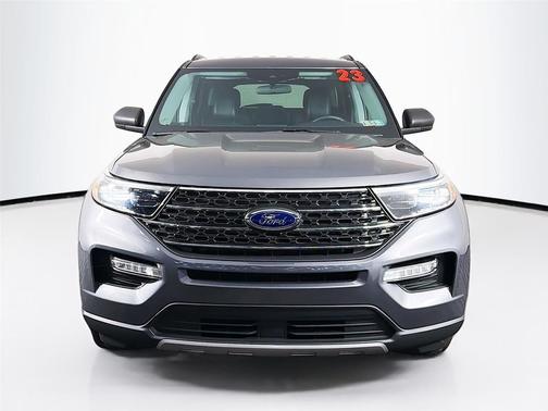Carbonized Gray Metallic 2023 Ford Explorer XLT