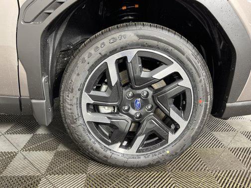 2025 Subaru Forester Hybrid Premium