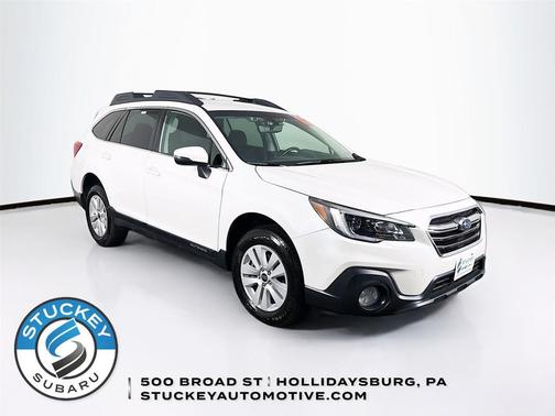 Crystal White Pearl 2019 Subaru Outback 2.5i Premium
