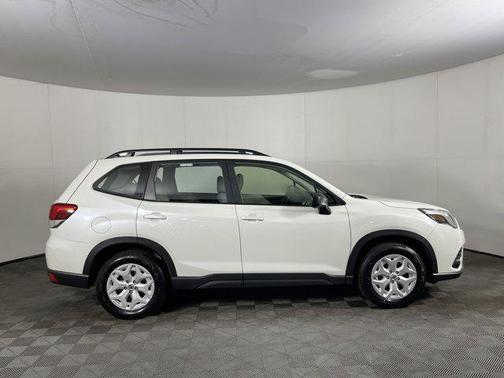 2022 Subaru Forester Base