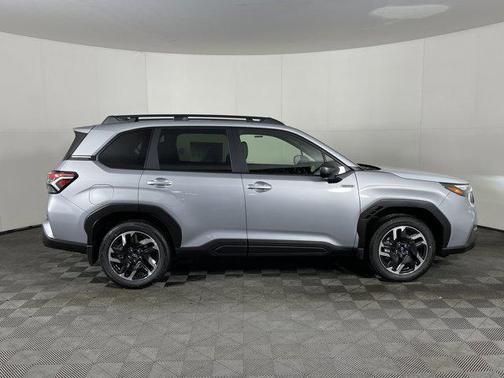 2025 Subaru Forester Hybrid Premium