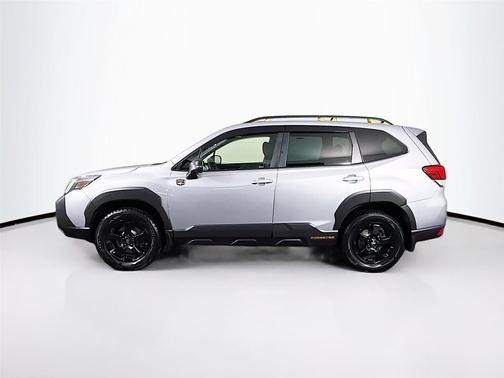 Ice Silver Metallic 2022 Subaru Forester Wilderness