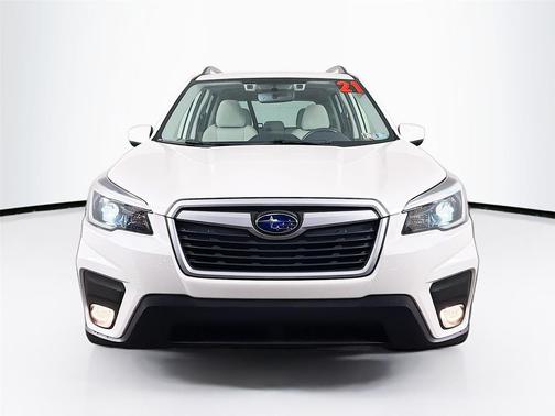 Crystal White Pearl 2021 Subaru Forester Premium