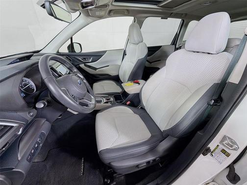 Crystal White Pearl 2021 Subaru Forester Premium