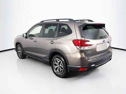 Magnetite Gray Metallic 2020 Subaru Forester Premium