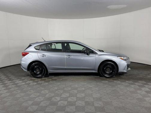 2019 Subaru Impreza 2.0i