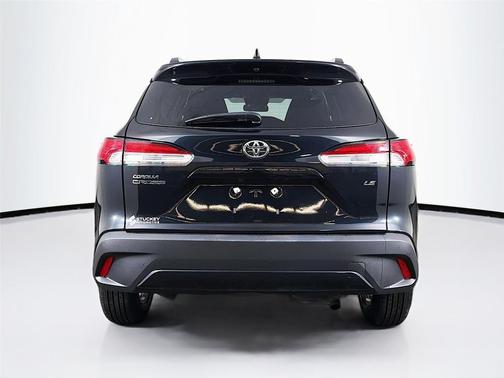 2025 Toyota Corolla Cross LE