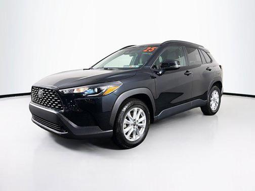 2025 Toyota Corolla Cross LE