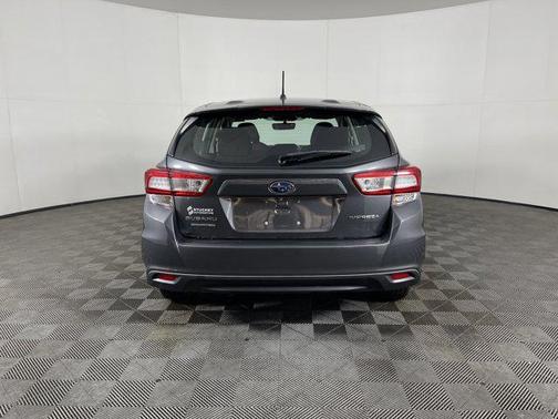 2019 Subaru Impreza 2.0i