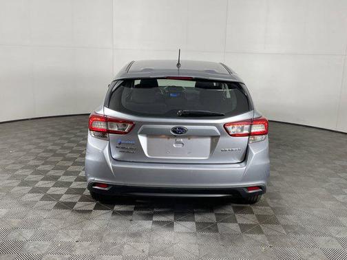 2019 Subaru Impreza 2.0i