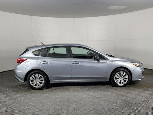 2019 Subaru Impreza 2.0i