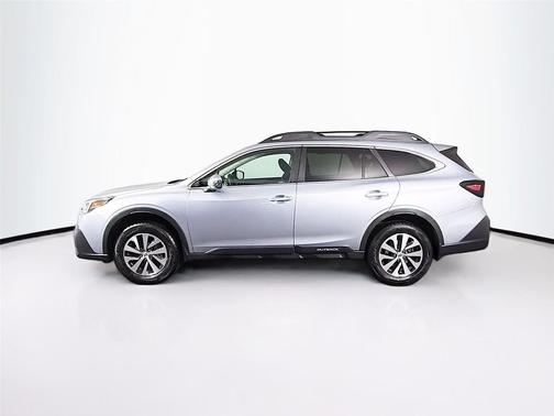 Ice Silver Metallic 2022 Subaru Outback Premium