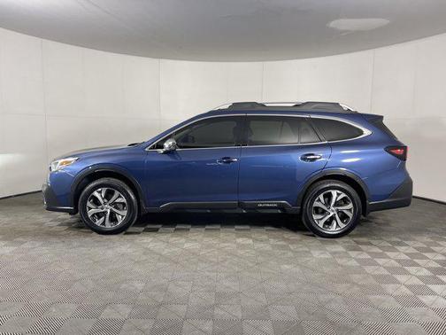 2022 Subaru Outback Touring