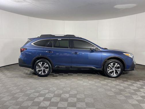 2022 Subaru Outback Touring