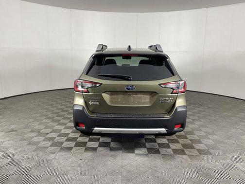 2025 Subaru Outback Touring XT
