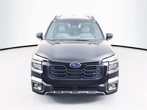 Crystal Black Silica 2026 Subaru Outback Touring XT