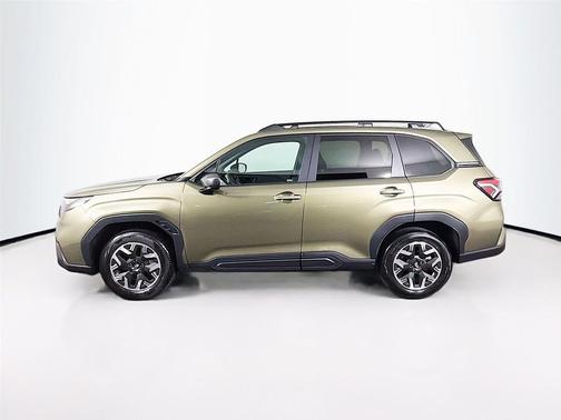 Autumn Green Metallic 2026 Subaru Forester Premium