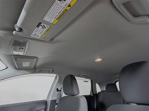 White Diamond 2024 Mitsubishi Outlander Sport 2.0 LE