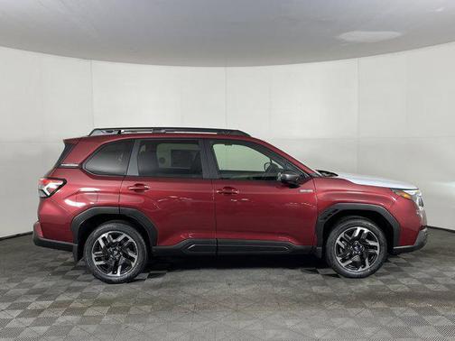 2025 Subaru Forester Hybrid Premium