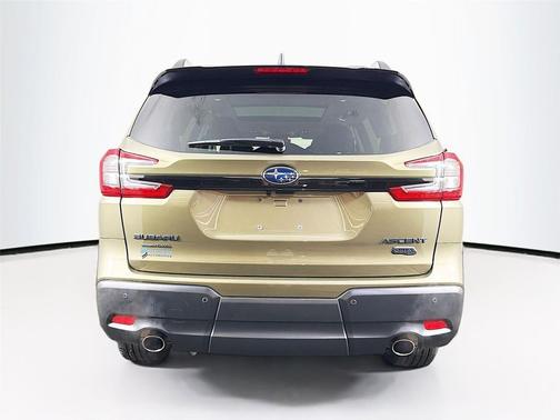 Autumn Green Metallic 2025 Subaru Ascent Onyx Edition 7-Passenger