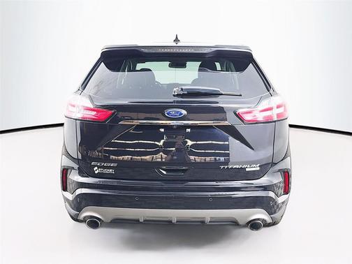 Agate Black 2019 Ford Edge Titanium