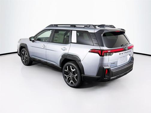 Ice Silver Metallic 2026 Subaru Outback Touring XT