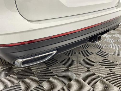 2024 Volkswagen Atlas 2.0T SE w/Technology 4MOTION