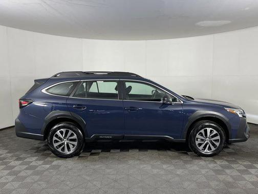 2023 Subaru Outback Base