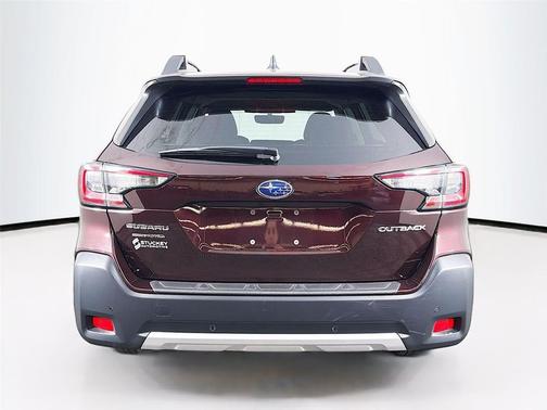 Dark Mahogany Pearl 2025 Subaru Outback Limited