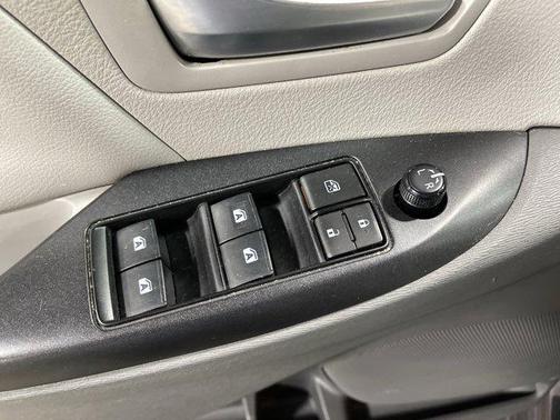 2019 Toyota Sienna LE