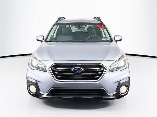 Ice Silver Metallic 2019 Subaru Outback 2.5i Limited